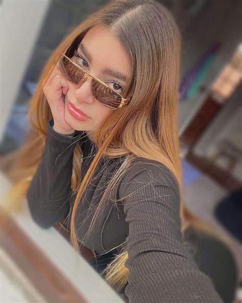 Laura sahar (u/Laurasahar) .